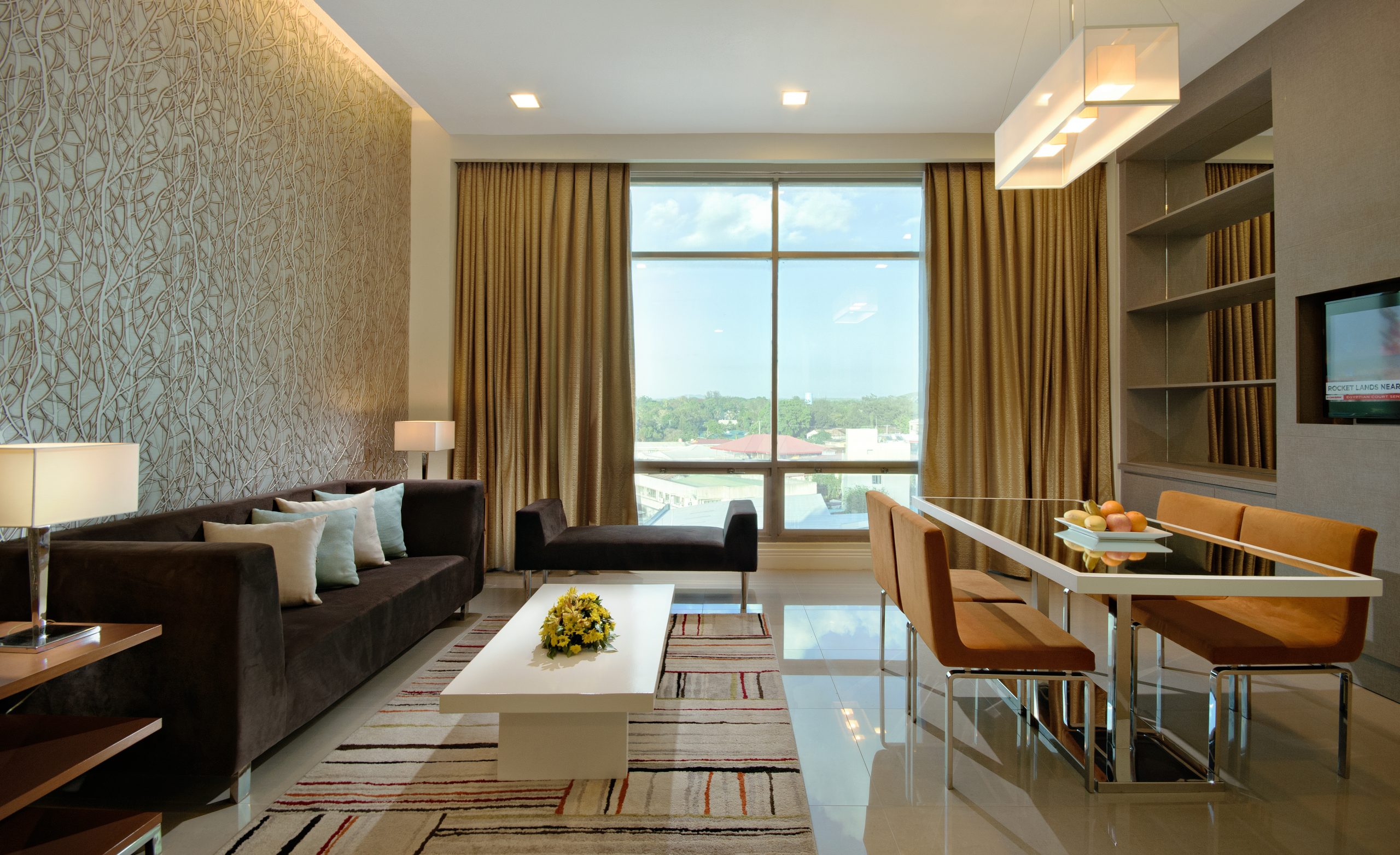 35 Presidential Suite Living Room (1)
