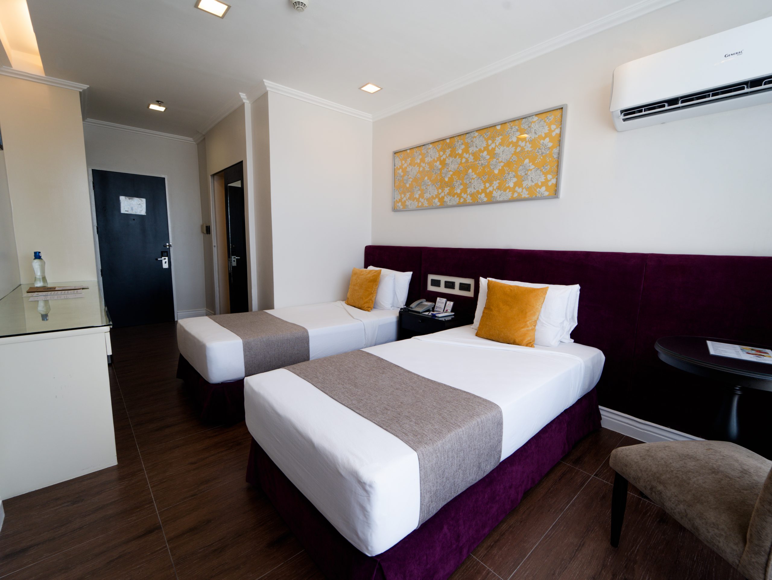 SUPERIOR TWIN BED (2)
